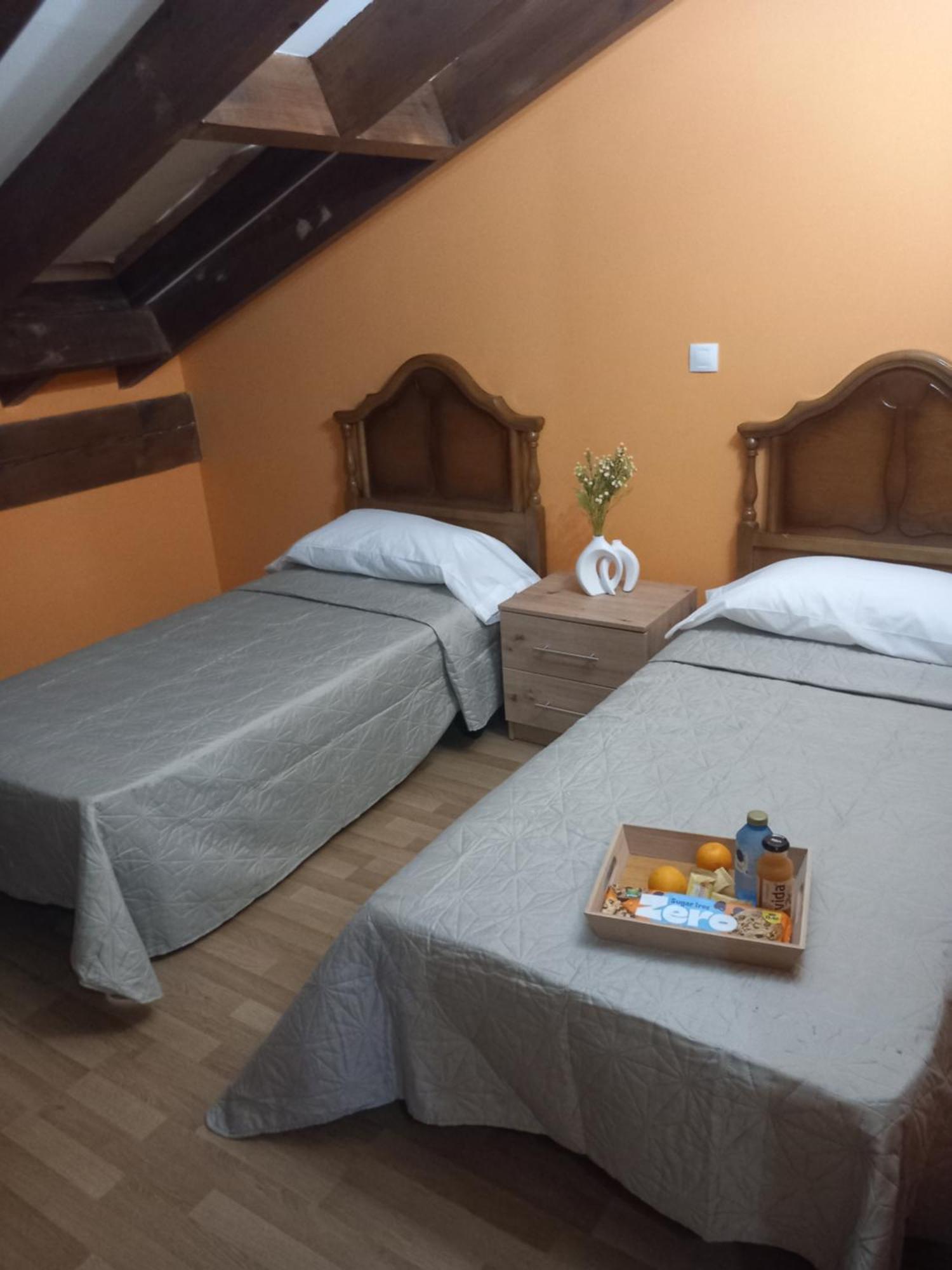 Hosteria Rio Negro Барсена-де-Сисеро Экстерьер фото